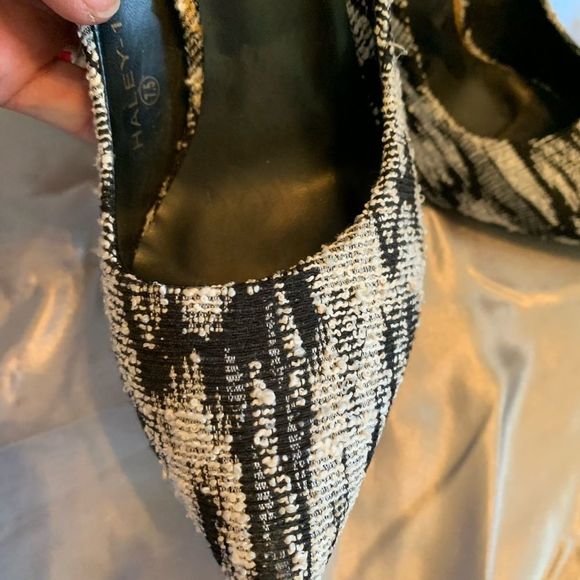 Black and Cream Cloth Heels 7.5 - Picture 5 of 8